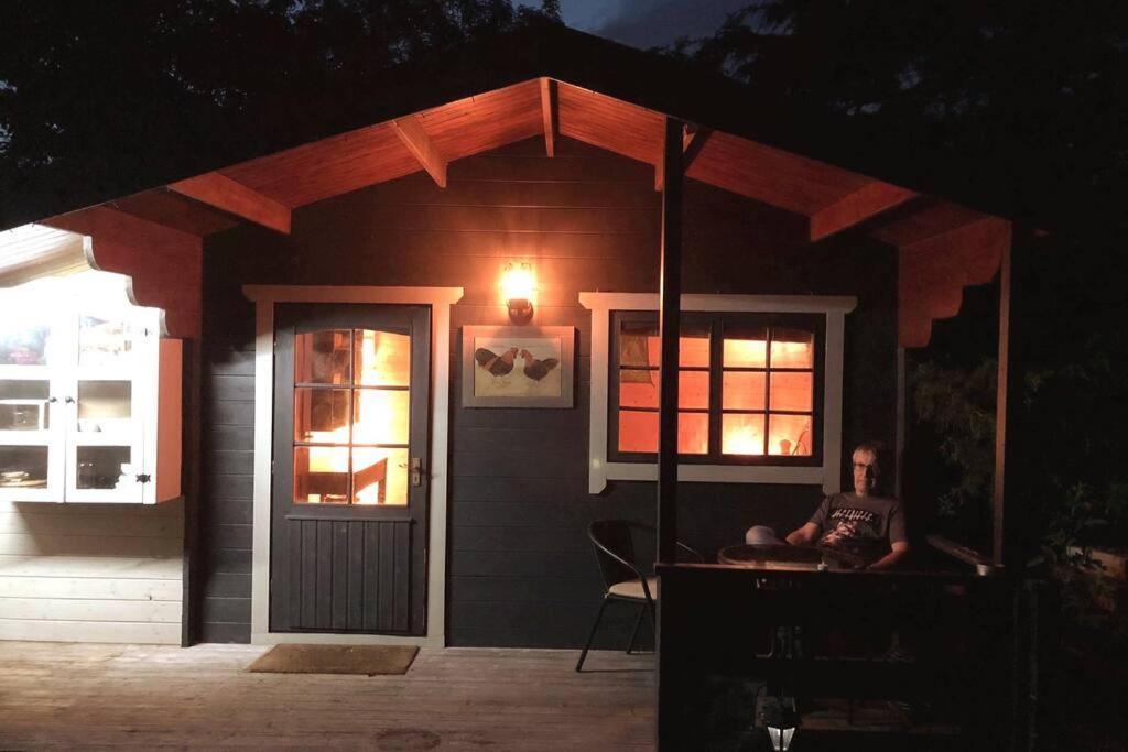 Unique Tiny House Near 3 Peaks - The Zedshed Apartment Bentham Ngoại thất bức ảnh