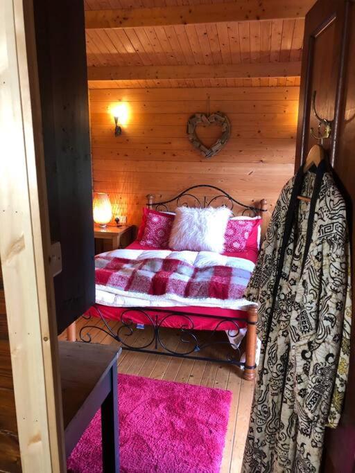Unique Tiny House Near 3 Peaks - The Zedshed Apartment Bentham Ngoại thất bức ảnh